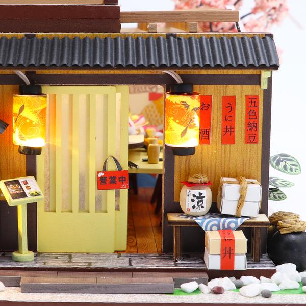 Cutebee Gibbon Sushi DIY Dollhouse Kit