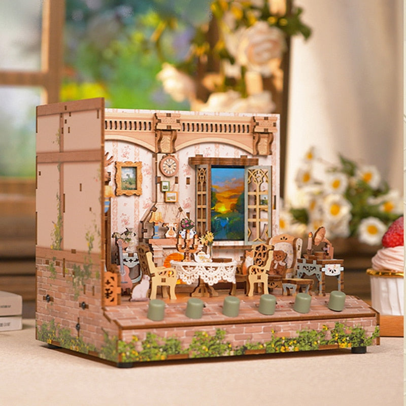 Van Gogh's Bedroom DIY Dollhouse Kit - Mycutebee