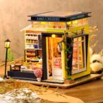 Cutebee Cake House DIY Miniature House Kit – With LED