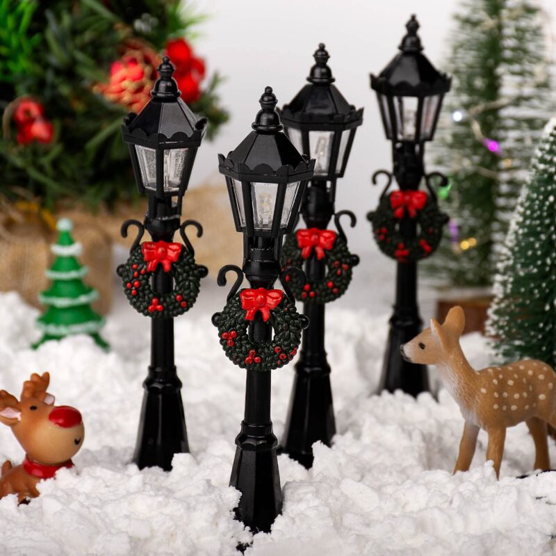 Miniature LED Street Lamp Models (4-Pack)