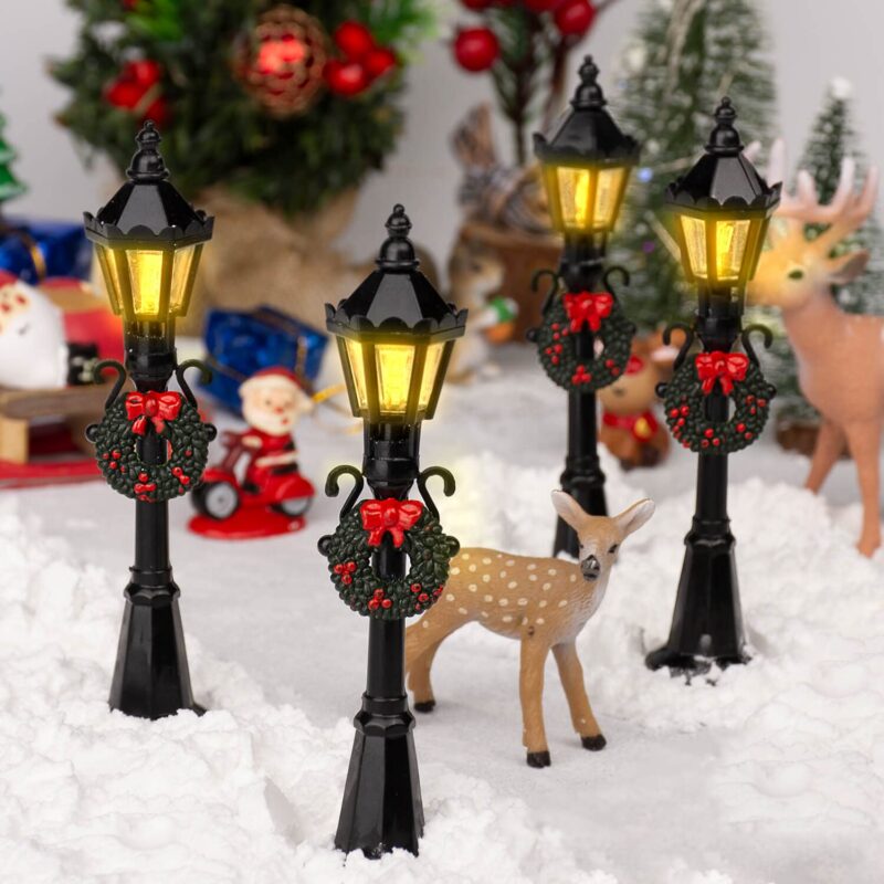 Miniature LED Street Lamp Models (4-Pack)