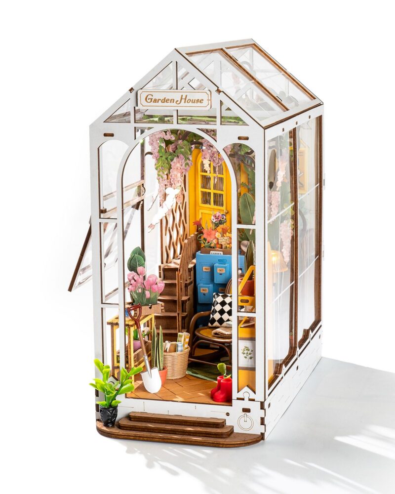 Rolife Garden House DIY Book Nook Kit with LED